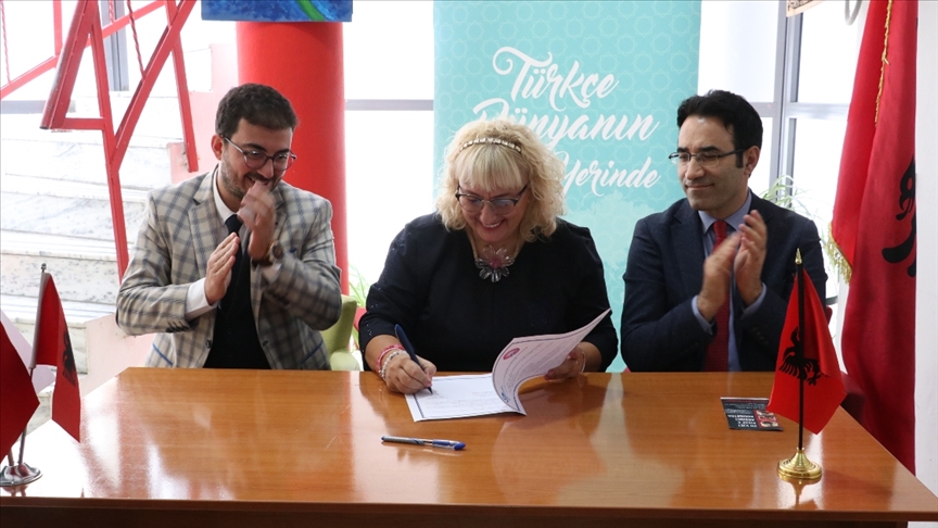 Yunus Emre Enstitüsü Tiran, Türkçenin seçmeli dil olarak öğretilmesi için protokol imzaladı