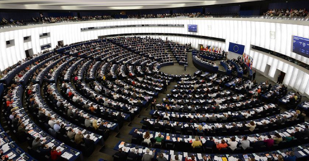 Avrupa Parlamentosu’nda Sırp lider Dodik’e yaptırım sesleri