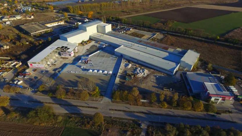 Türk şirketi Akgün Seramik, Bulgaristan’daki fabrikasını genişletiyor