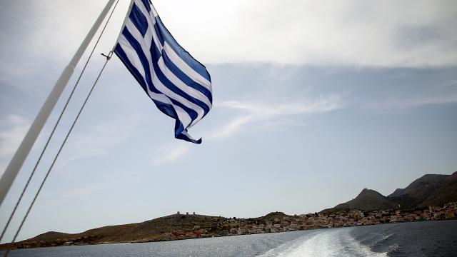 Yunanistan ‘silahsızlandırılmış’ statüdeki adalara tatbikat yapacak
