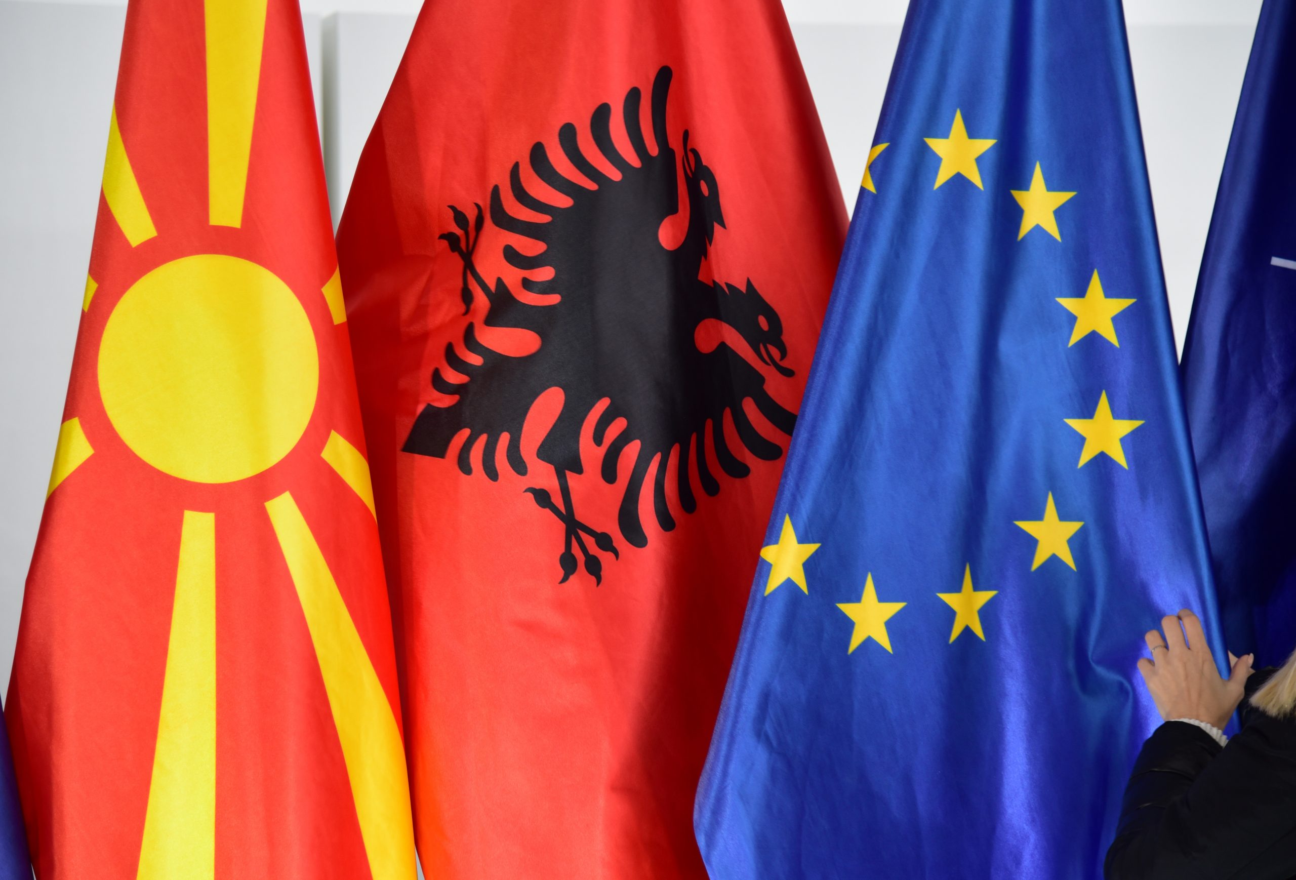 Kuzey Makedonya ve Arnavutluk’un AB yolunda ayrılmasına destek yok