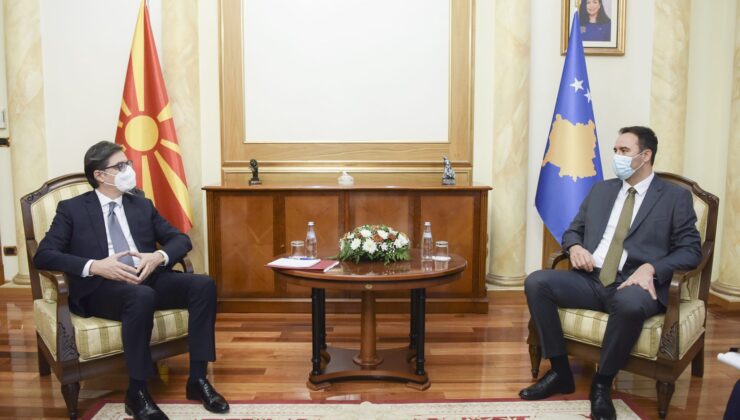 Cumhurbaşkanı Pendarovski, Kosova Meclis Başkanı ile görüştü