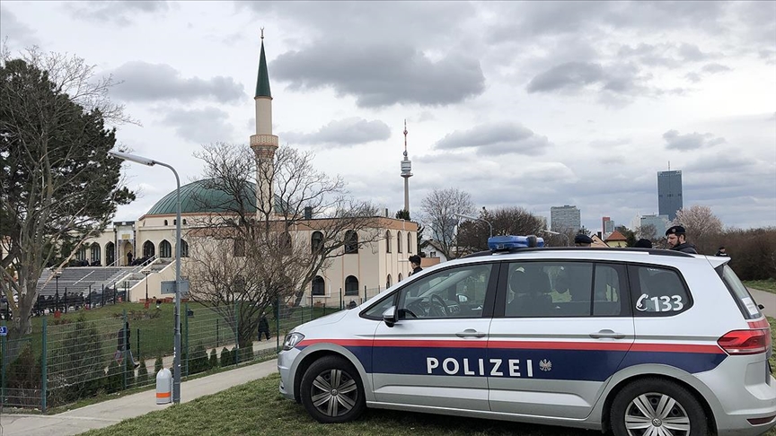 Avrupa’da ‘medya ve siyaset’ İslamofobik saldırılara aracı oldu