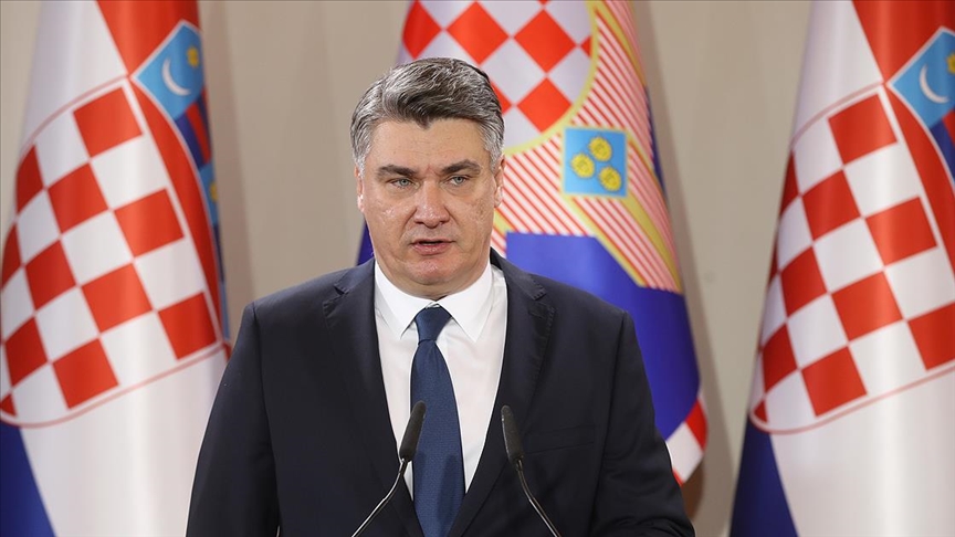 Hırvatistan Cumhurbaşkanı Milanoviç’ten Srebrenitsa soykırımını küçümseyen açıklama