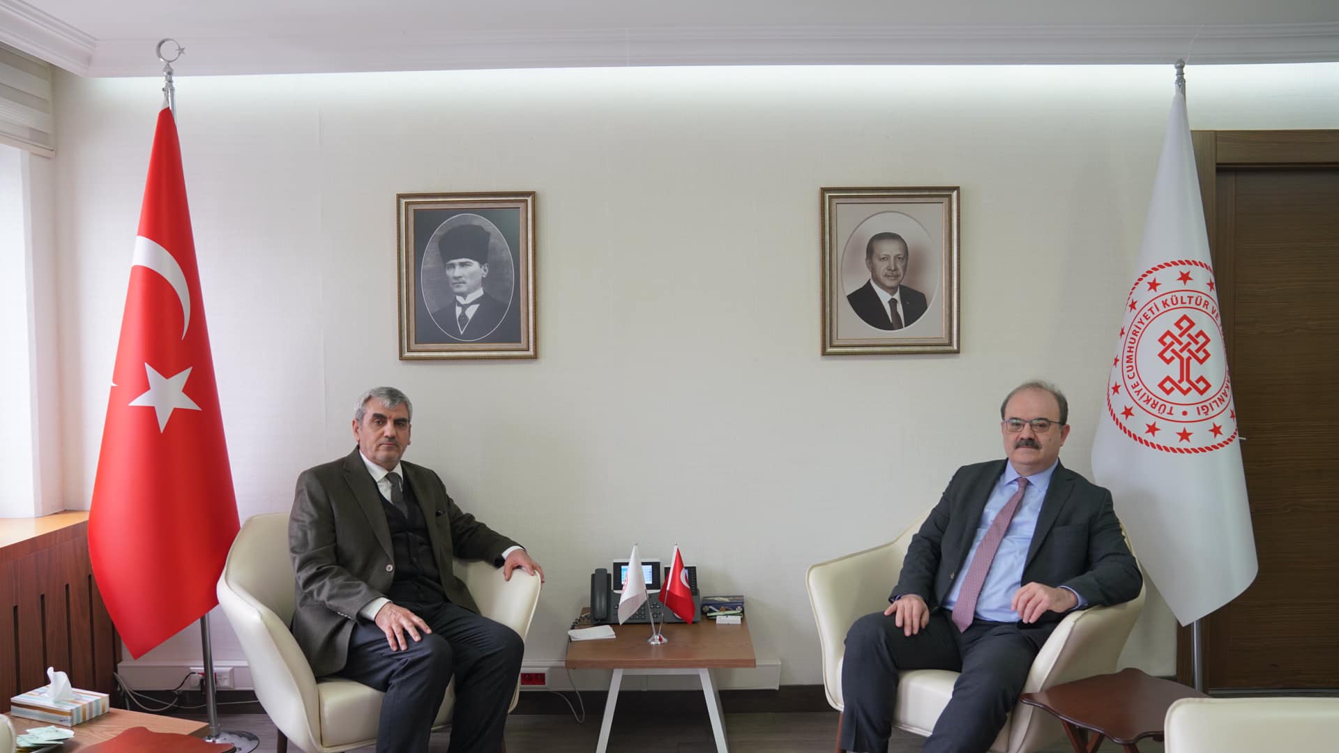 Türkiye Kültür Bakan Yardımcısı Dr. Serdar Çam, Dr. Adnan İsmaili ile görüştü