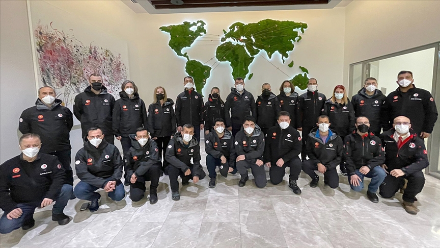 Türkiye’nin ‘Beyaz Kıta’ya düzenlediği 6. Ulusal Antarktika Bilim Seferi ekibi yola çıktı