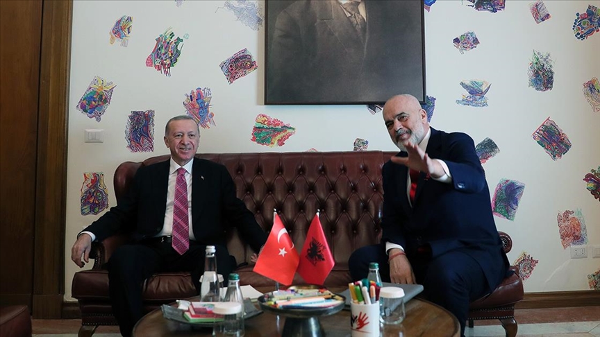 Türkiye Cumhurbaşkanı Erdoğan, Arnavutluk Başbakanı Rama ile görüştü