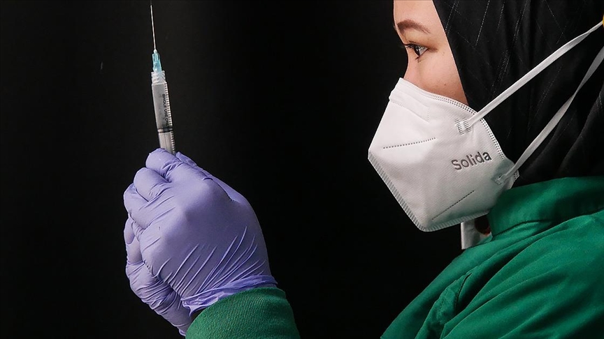 Araştırma: Kovid-19 aşılarının yan etkilerinin dörtte üçü “nosebo etkisi” kaynaklı
