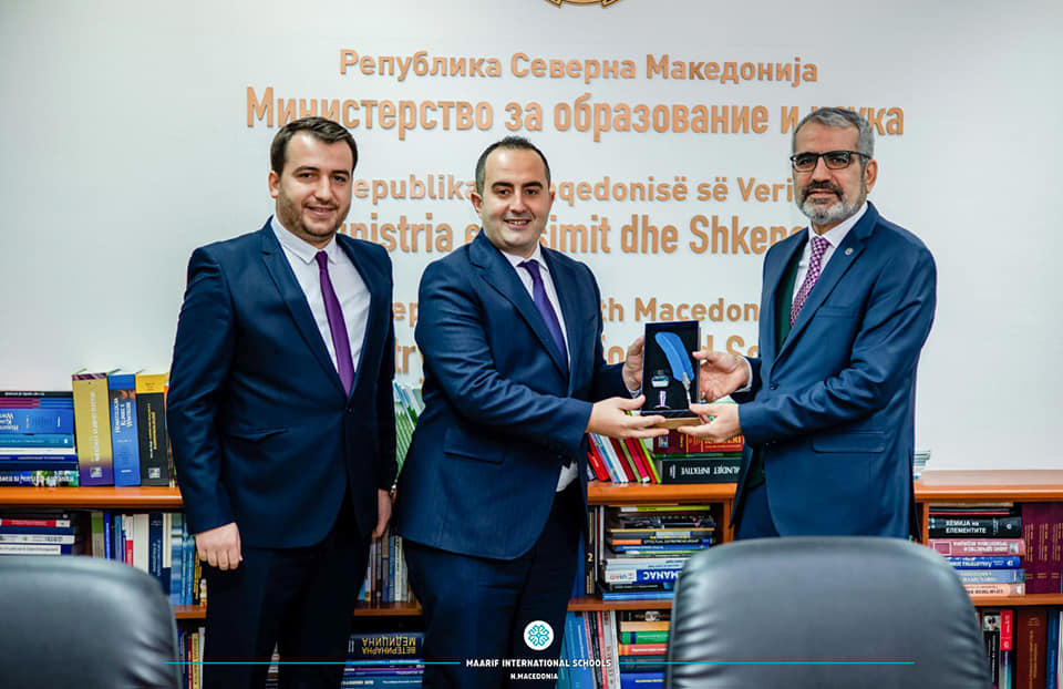TMV K. Makedonya temsilcisi Baran’dan Eğitim Bakanı Şakiri’ye ziyaret