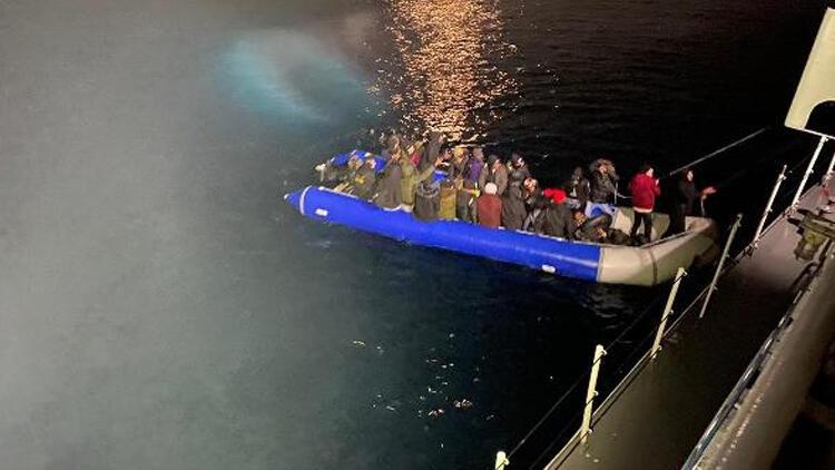 Yunanistan’ın geri ittiği bottaki 31 göçmen kurtarıldı