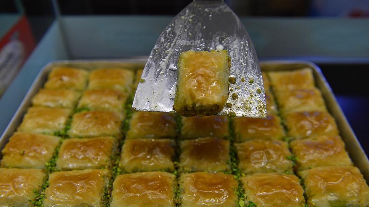 Yunanistan’da manşet: Baklava geleneksel Yunan tatlısıdır