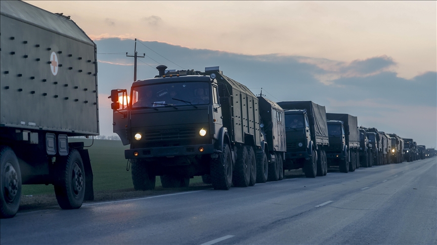 Amerikan uydu görüntüleme şirketi Maxar: 5 kilometrelik Rus askeri konvoyu Kiev’e ilerliyor