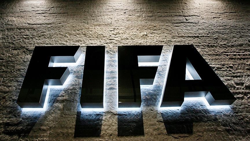 FIFA: Rusya’da maç oynanmayacak, karşılaşmalarda Rusya bayrağı ve marşı kullanılmayacak