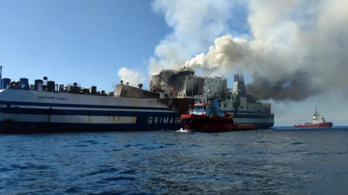 Yunanistan’da yangın çıkan feribottaki ölü sayısı 6’ya yükseldi
