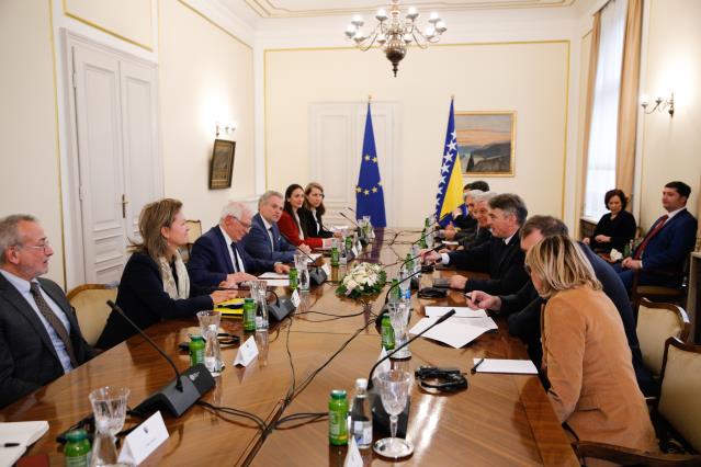 AB Yüksek Temsilcisi Borrell’den Bosna Hersek’e resmi ziyaret
