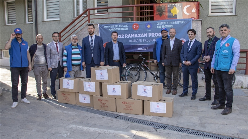 TDV ve DİTİB’den Kosova’ya ramazan yardımı yapıldı