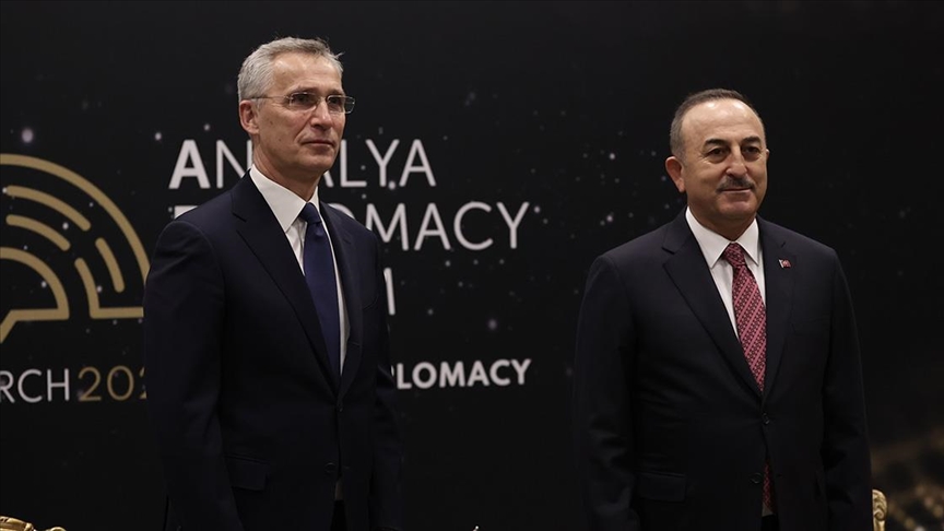 Çavuşoğlu, NATO Genel Sekreteri Stoltenberg ve Karadağlı mevkidaşıyla görüştü
