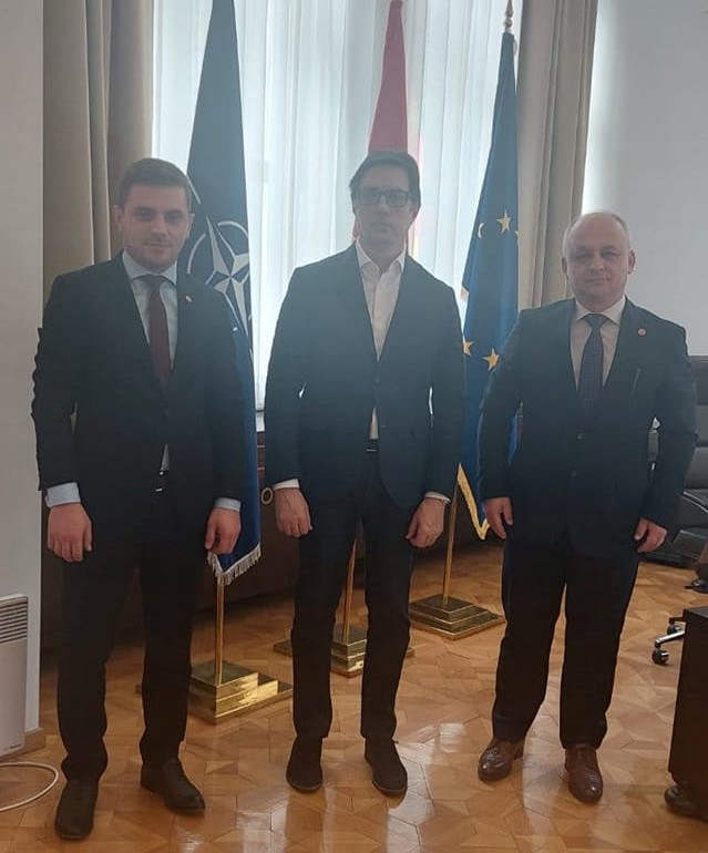 TDP Genel Başkanı İlyas, Cumhurbaşkanı Pendarovski ile görüştü