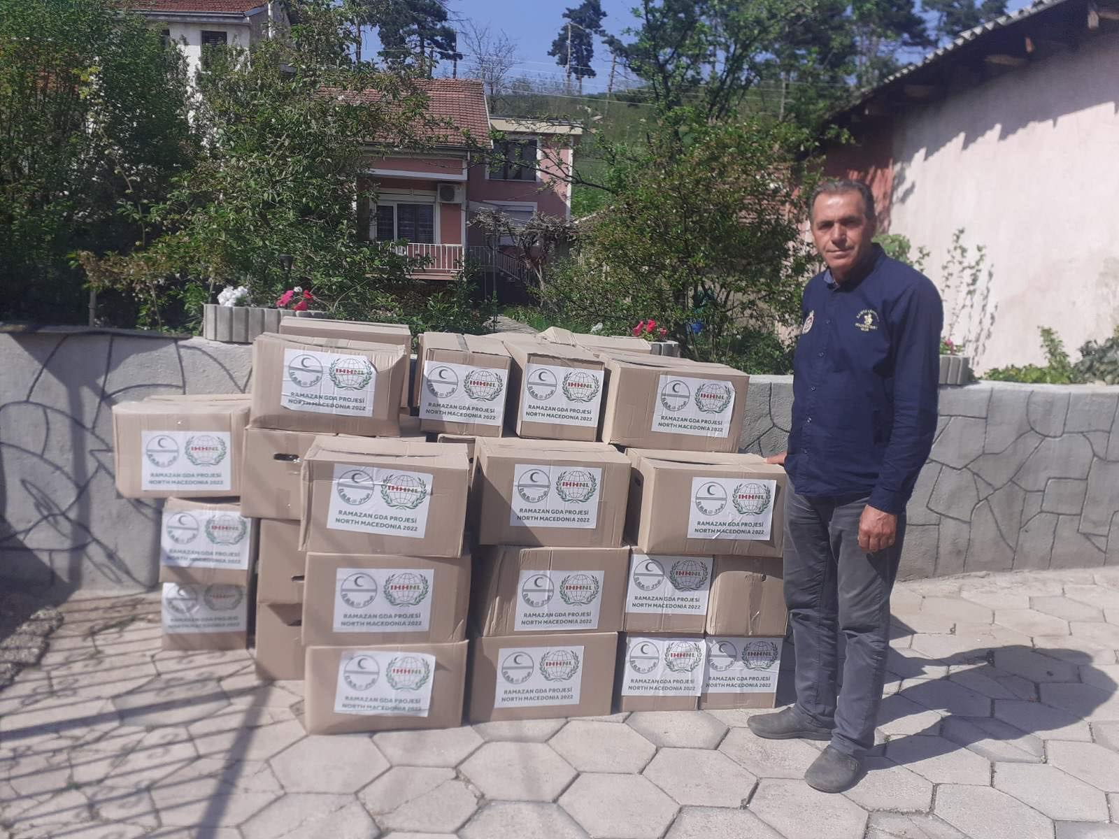 El Hilal’den 140 aileye yardım paketi