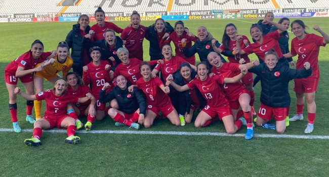 Türkiye Kadın Futbol Takımı, Bulgaristan’ı 2 golle geçti