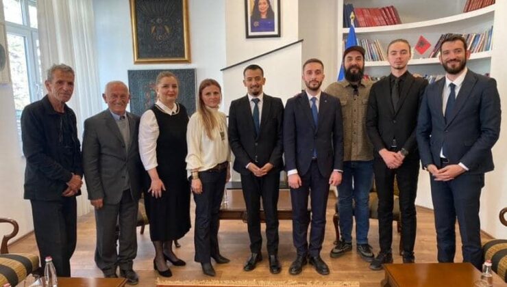 Kosova Kültür Bakanlığı’nda Kosovalı Türk sanatçılara kabul