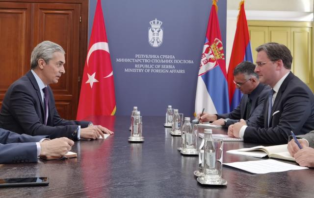 Sırbistan Dışişleri Bakanı Selakovic Türkiye’nin Belgrad Büyükelçisi Aksoy ile görüştü