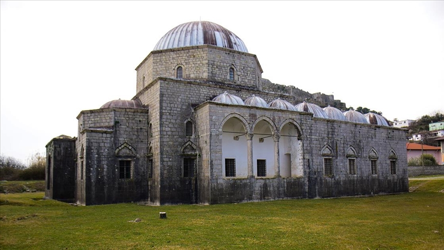 Arnavutluk’taki Kurşunlu Camisi restore edilip açılacağı günü bekliyor