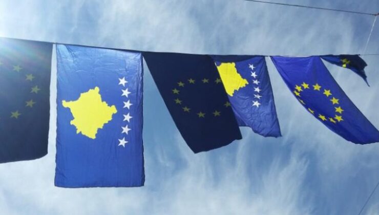 Szunyog: Kosova’nın geleceği AB’dedir
