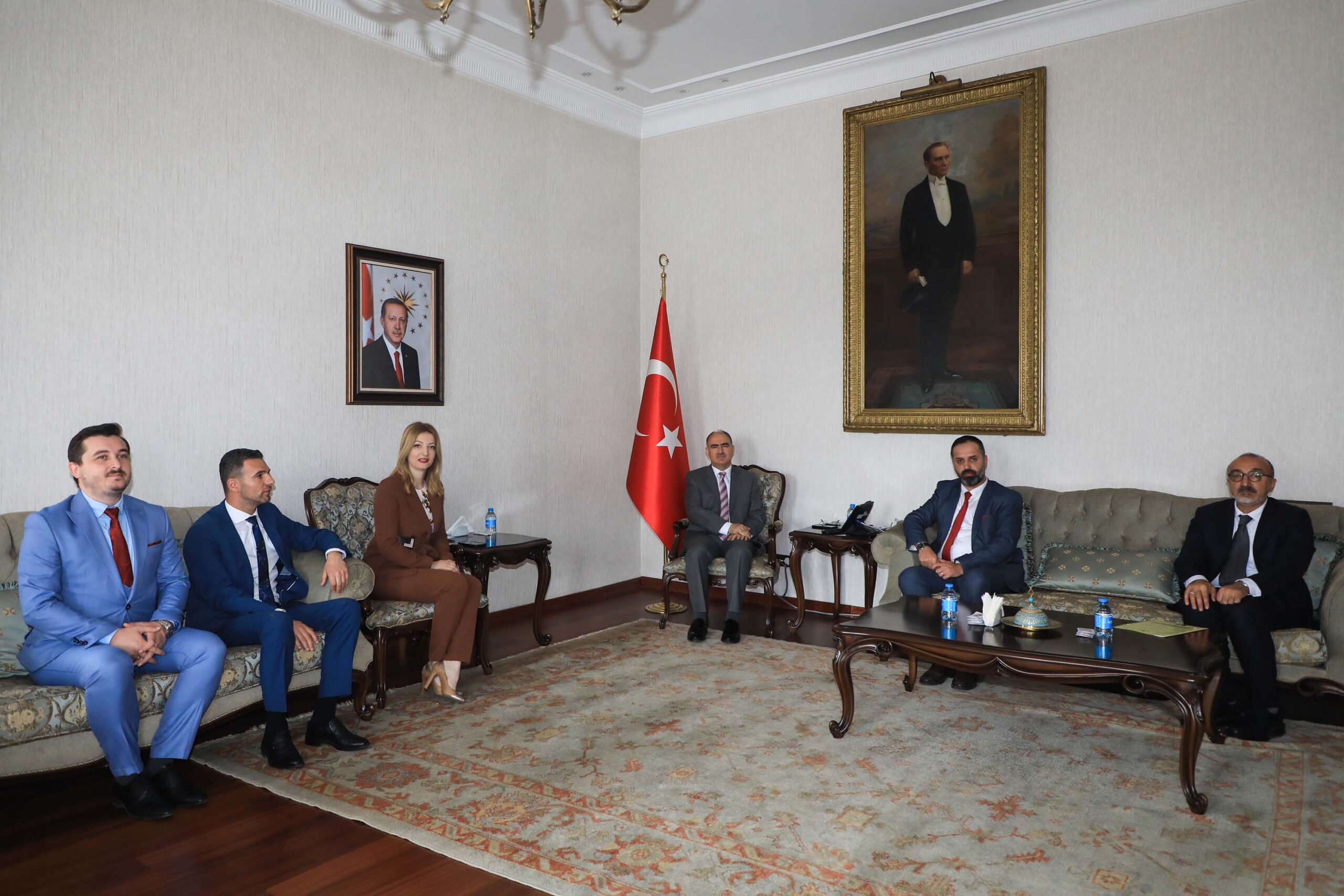 Üsküp Büyükşehir Belediye Başkanı Arsovska, Konya Valisi Özkan ile görüştü