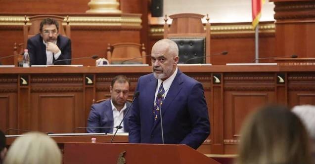 Arnavutluk Meclisi, Srebrenitsa soykırımının kınanması önergesini meclis gündemine taşımadı