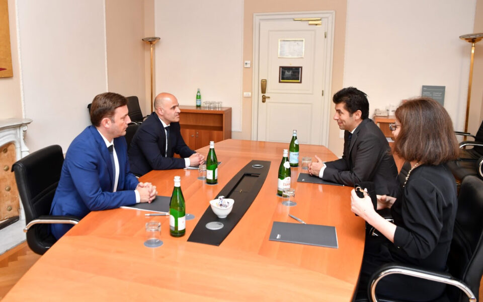 K. Makedonya ve Bulgaristan Başbakanları Roma’da görüştü