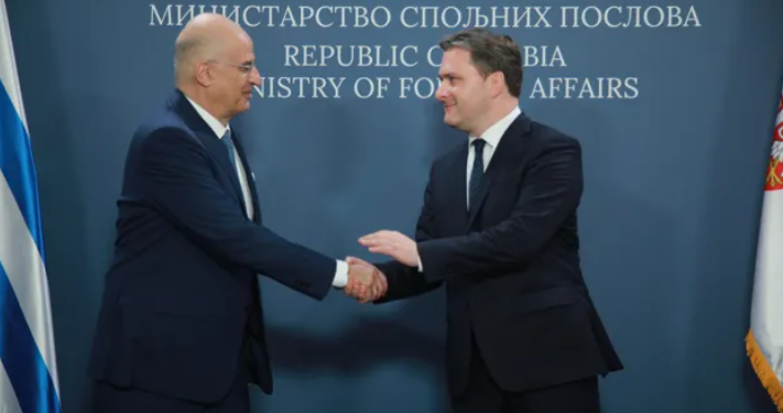 Yunanistan Dışişleri Bakanı Dendias, Sırbistan’da resmi temaslarda bulundu