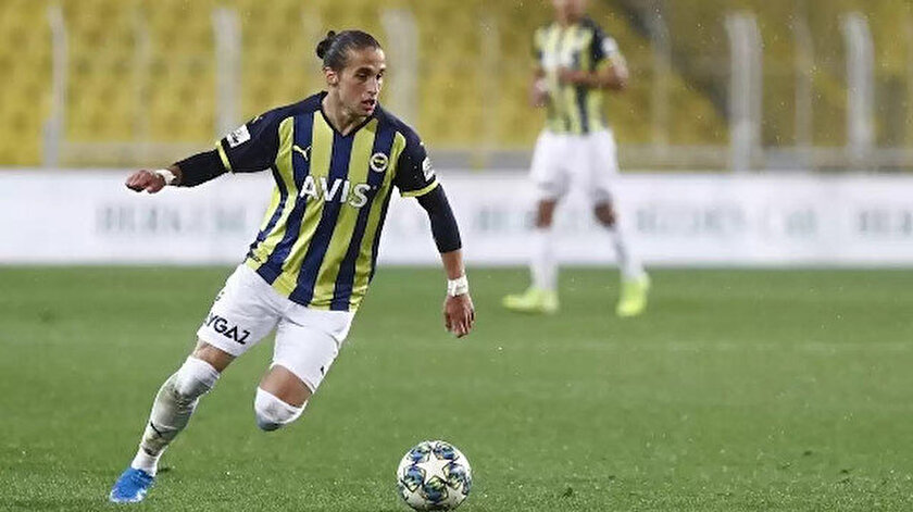 Fenerbahçe’nin K. Makedonyalı futbolcusu Arda Okan Kurtulan’a teklif yağıyor