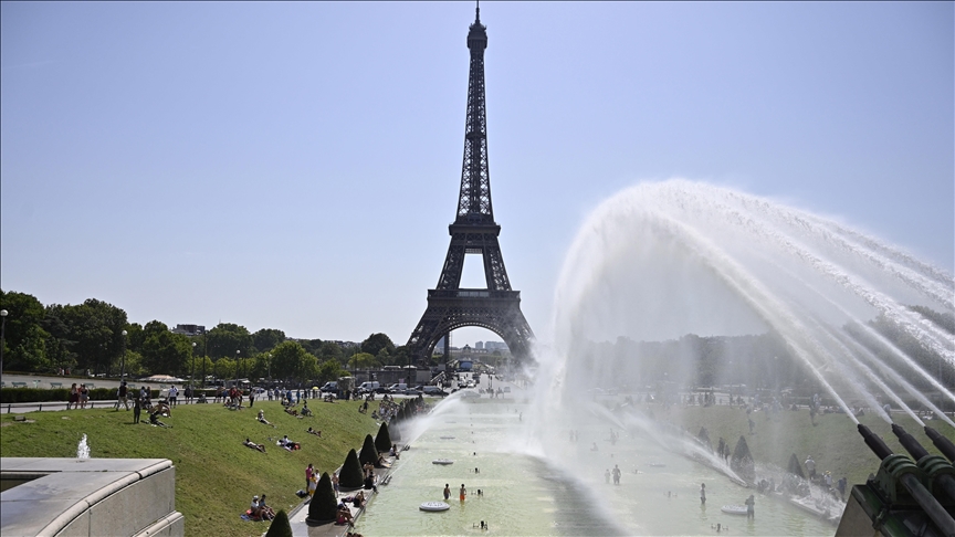 Fransa’da kavurucu yaz sıcakları hayatı olumsuz etkiliyor