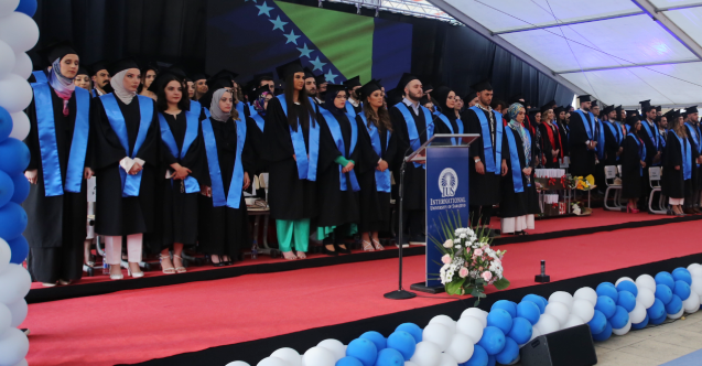 Uluslararası Saraybosna Üniversitesi 14. dönem mezunlarını uğurladı