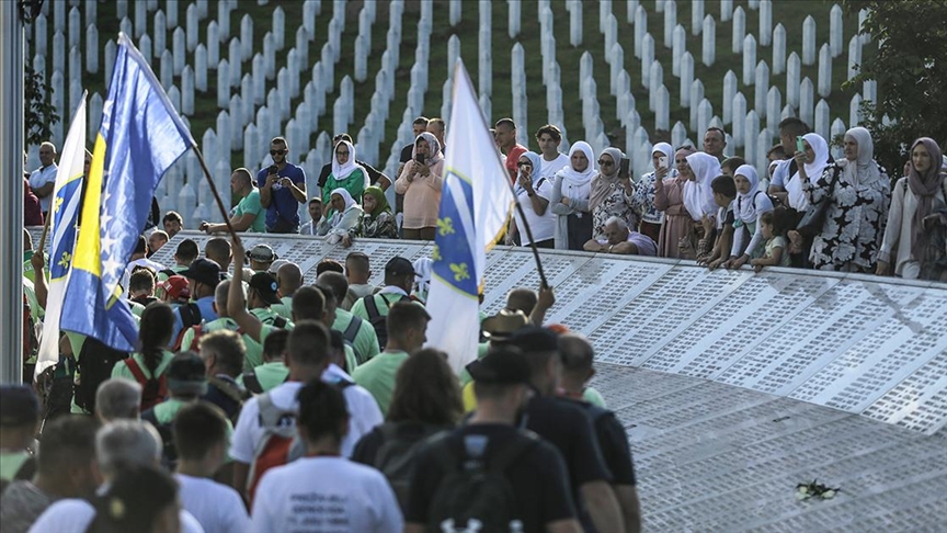 Bosna’da ölüm yolunda ‘Barış Yürüyüşü’ sona erdi