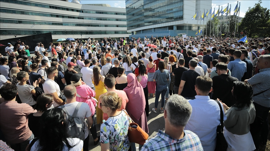 Bosna Hersek’te hayat pahalılığı protesto edildi