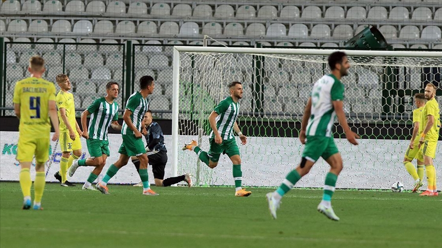 Konyaspor, Konferans Ligi’nde Balkanlı futbolcularıyla güldü