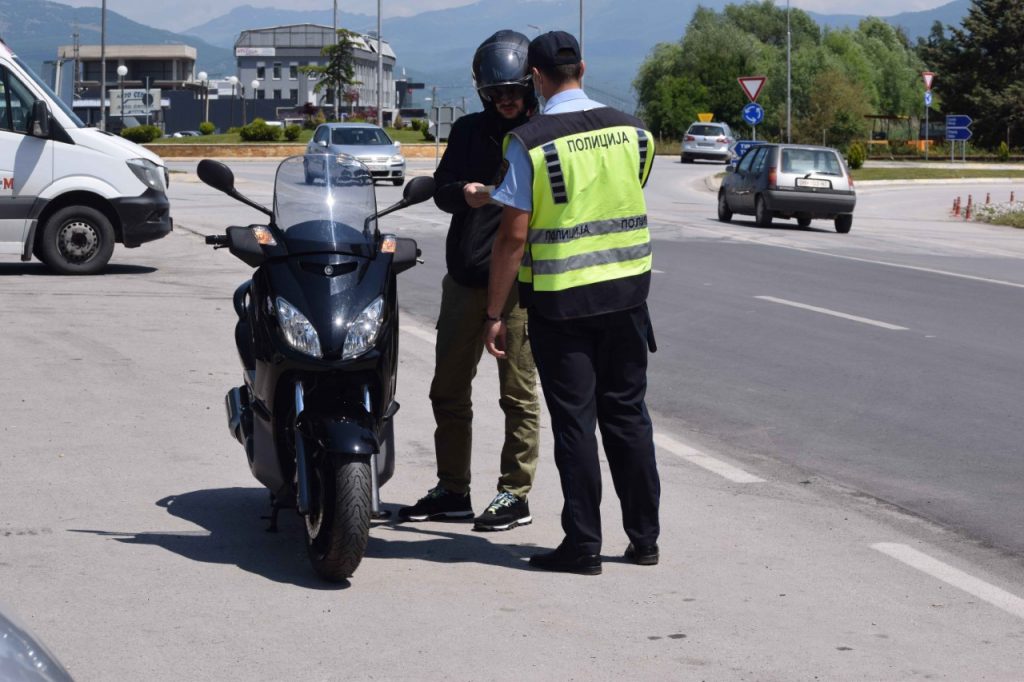 Ülke genelinde 214 motorsiklet sürücüsüne ceza kesildi