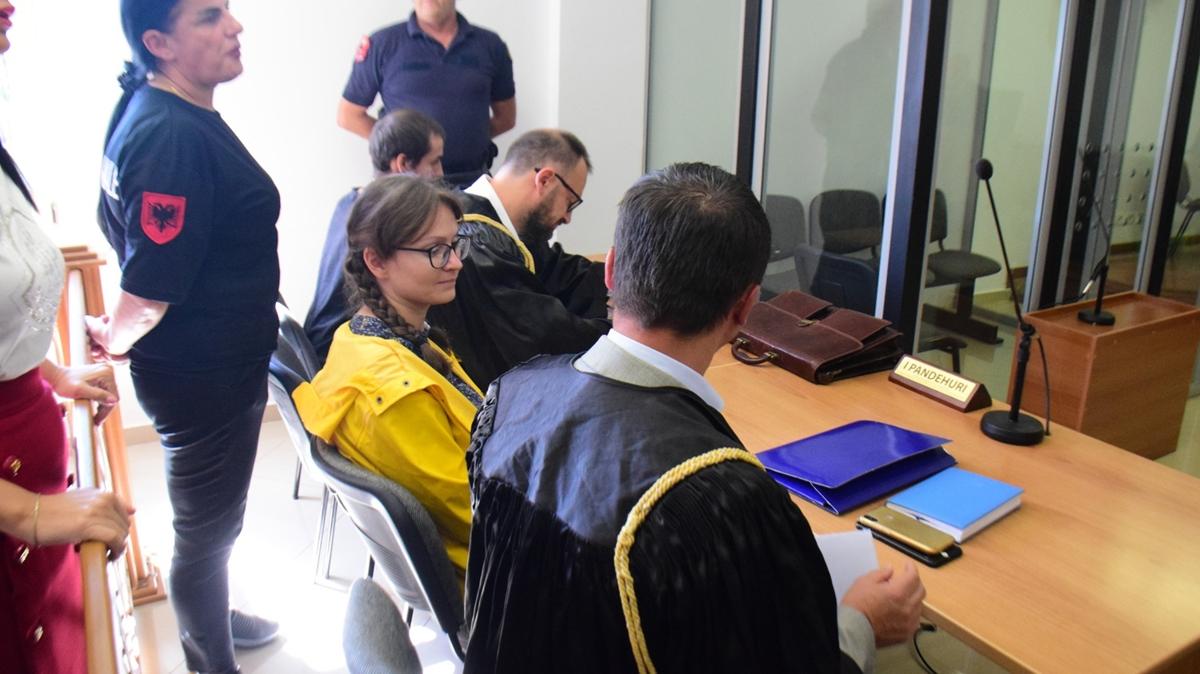 Arnavutluk’ta askeri tesise girmeye çalışan 3 yabancının tutukluluğu onaylandı