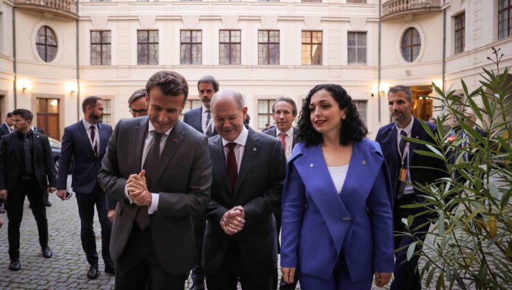 Kosova Cumhurbaşkanı Osmani, Scholz ve Macron ile bir araya geldi￼