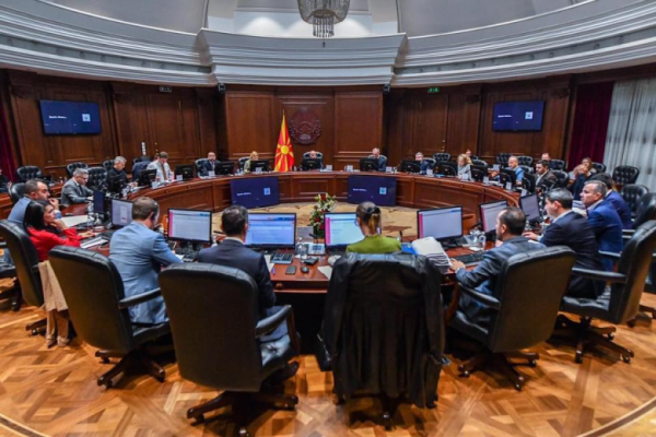 VMRO-DPMNE enerji kaynaklarıyla ilgili bağlantıları Bekteşi’ye devretti