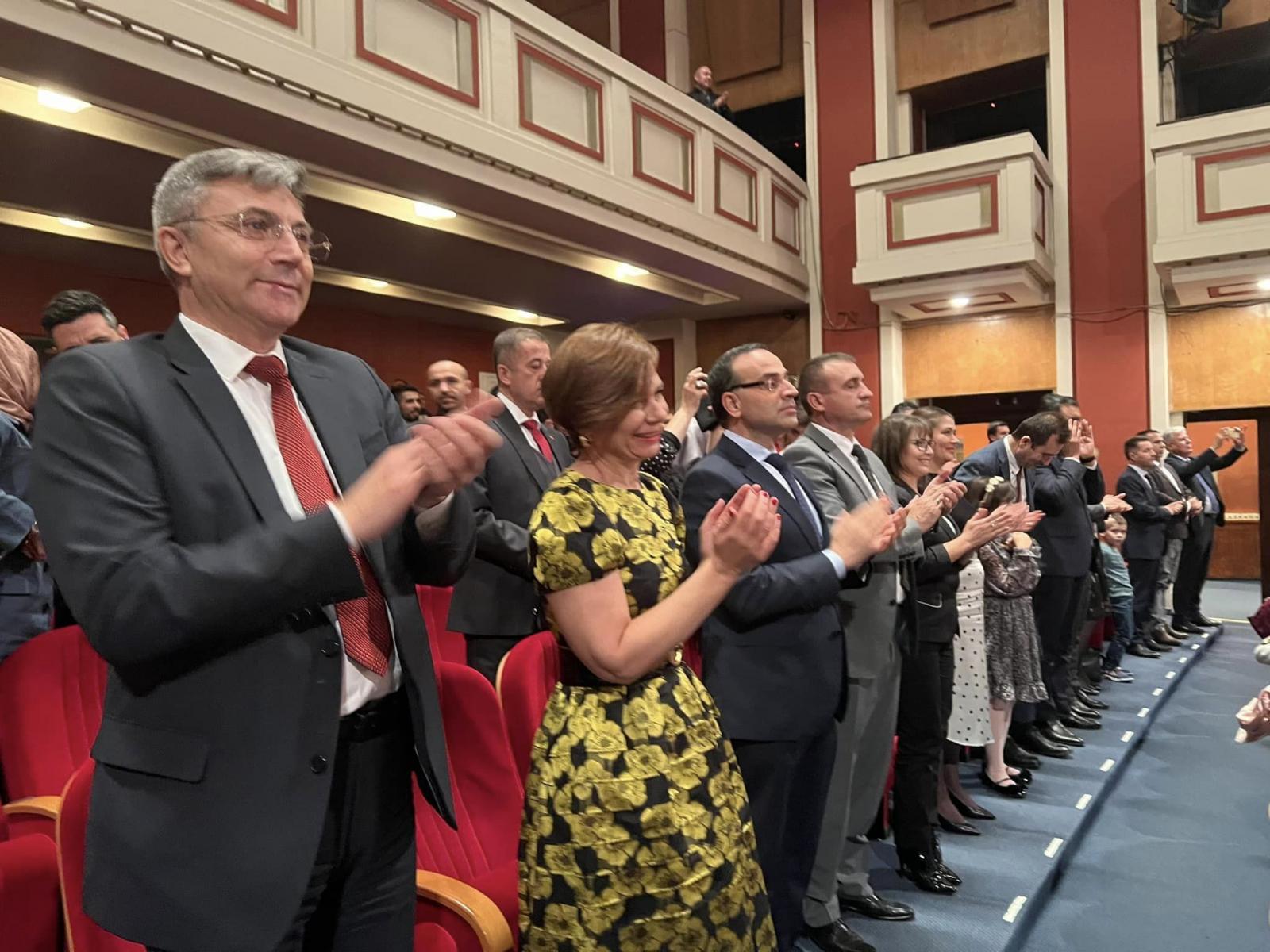 Bulgaristan’da Cumhuriyet Bayramı “Akide Şekeri” tiyatro oyunu ile kutlandı