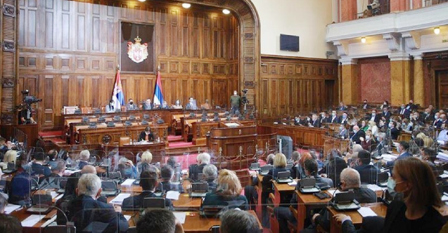 Sırbistan’da yeni hükümet güvenoyu aldı