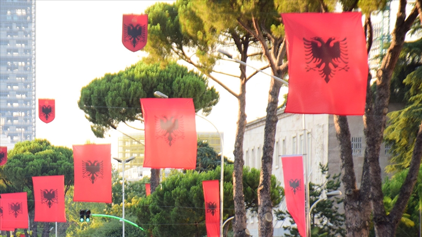Arnavutluk’ta mahkeme, FETÖ iltisaklı kolejin kapatılması kararını onayladı