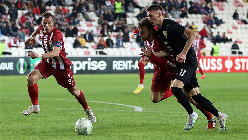 Sivasspor, Kosova ekibi Ballkani’ye yenildi
