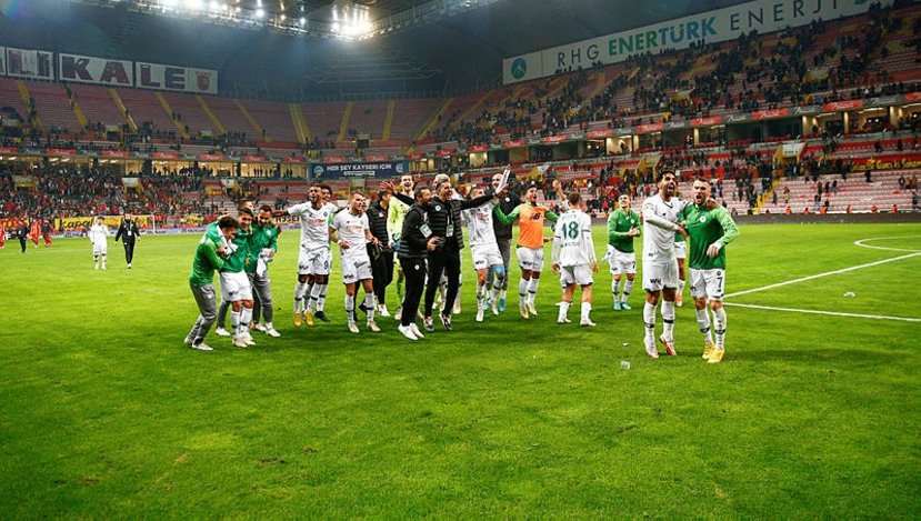 Konyaspor, Bosna Hersek ekibi Zeljeznicar’la dostluk maçı yapacak