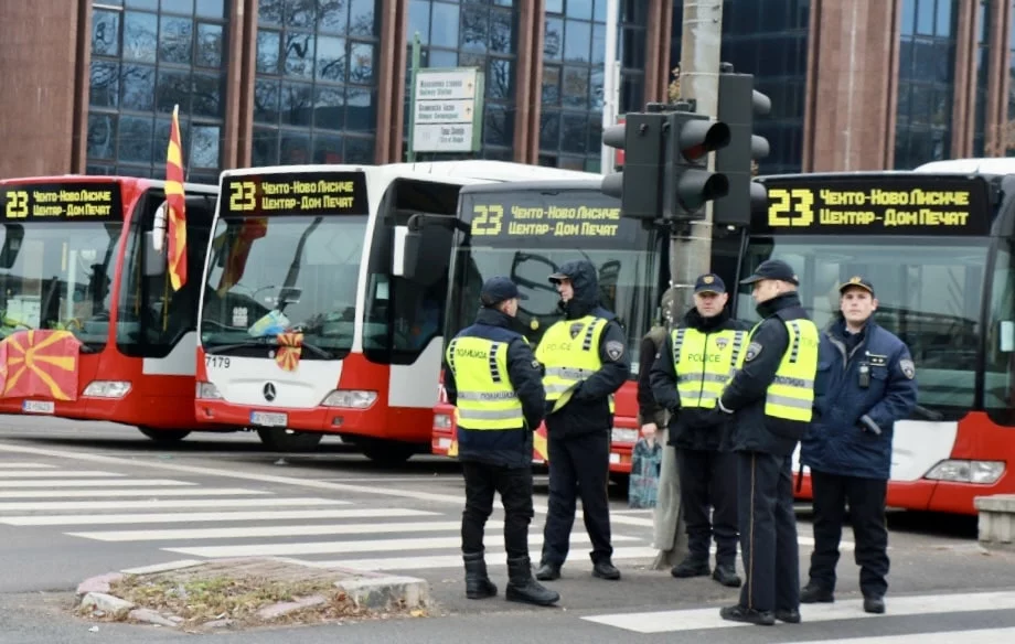 Özel otobüs sahipleri cuma günü Üsküp trafiğini bloke edecek