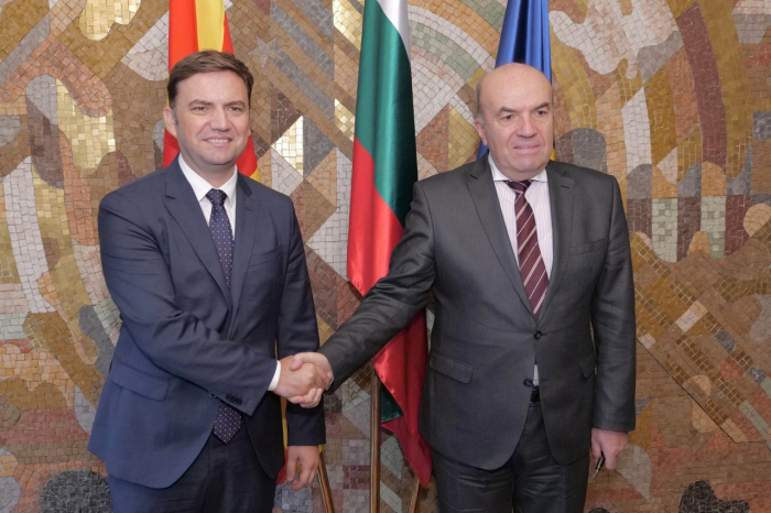 Dışişleri Bakanı Osmani Bulgar mevkidaşıyla görüştü