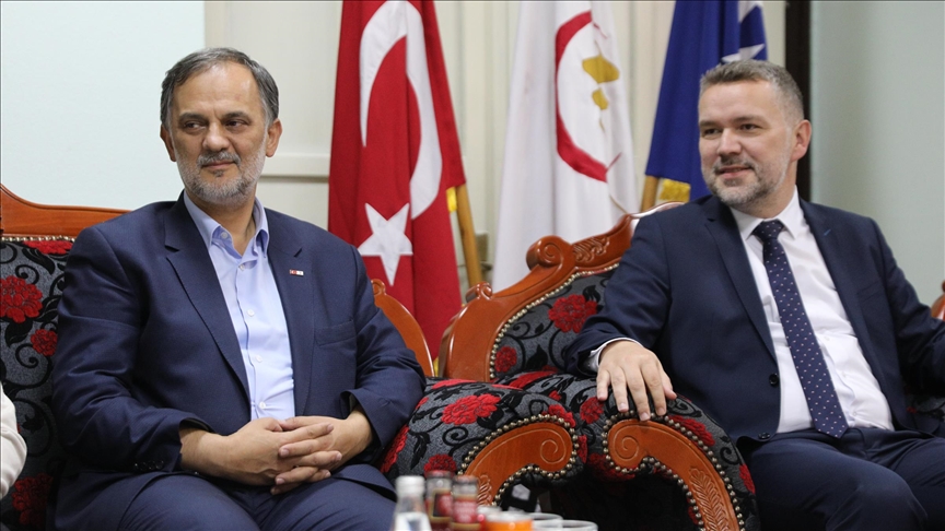 Türk Kızılay Genel Müdürü Altan, Bosna Hersek’te Merhamet Derneğini ziyaret etti